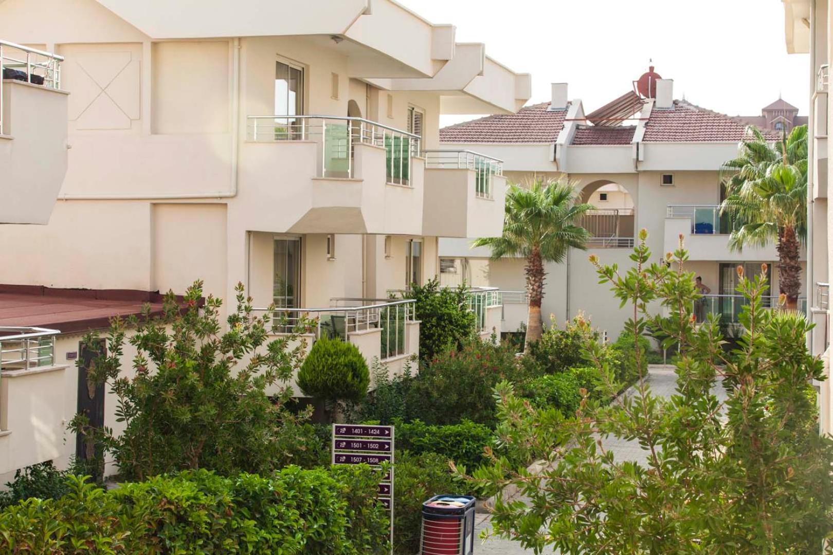 Dream Family Club Hotel Side Exterior photo